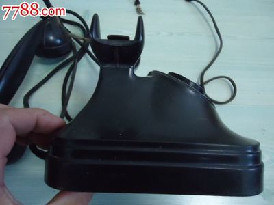 歲月回響 上海電訊器材廠出品膠木老撥盤電話的收藏情懷